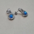 Kép 2/3 - Ezüst csepp alakú fülbevaló kék opállal 